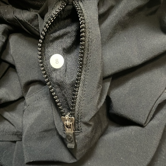 Lululemon Leader of the Track Tennis Skirt Skort Size 8 Black - Picture 7 of 7
